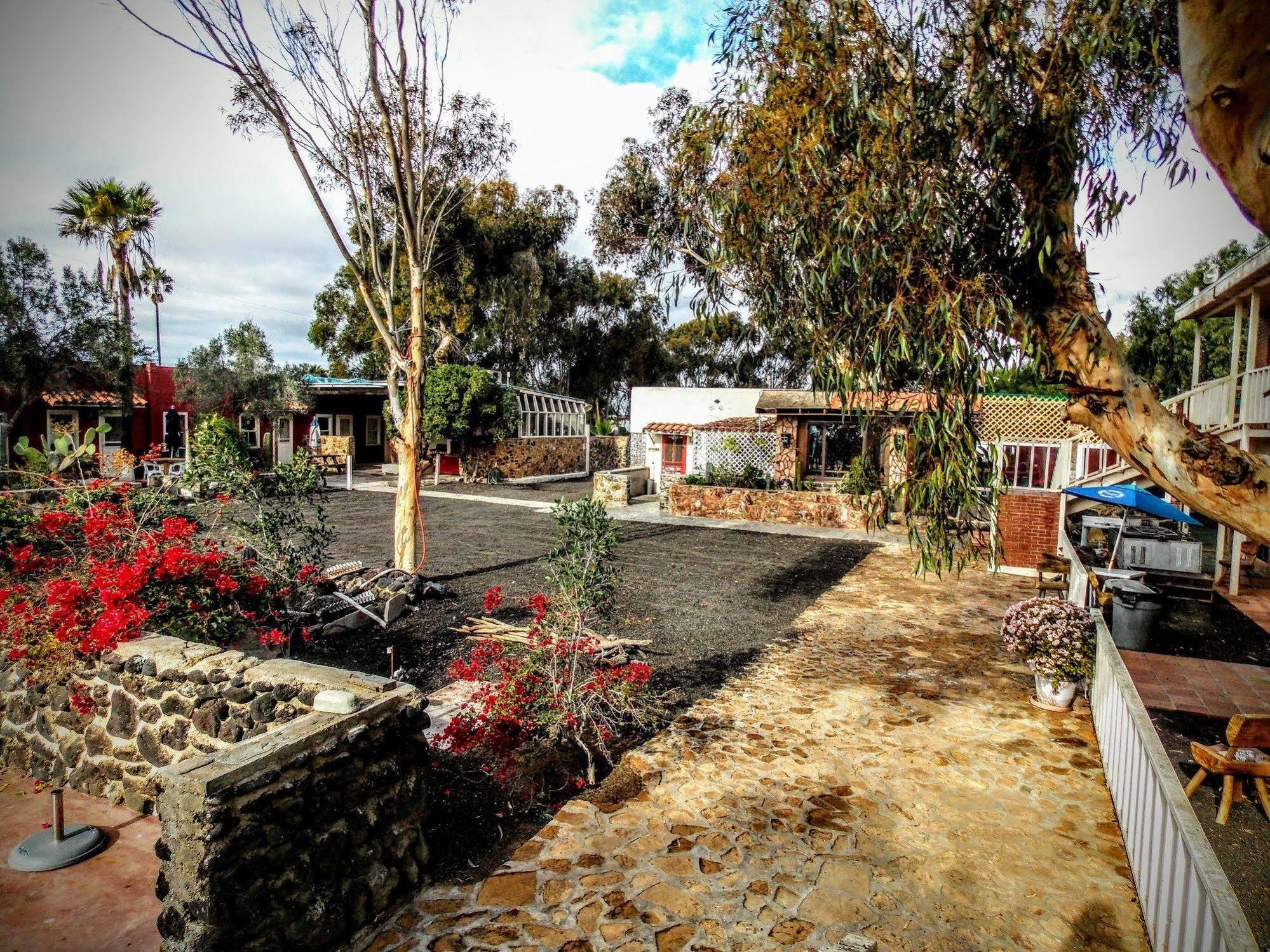 Old Mill Hotel San Quintin Экстерьер фото