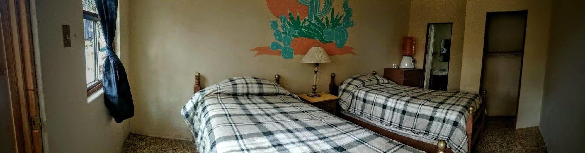 Old Mill Hotel San Quintin Экстерьер фото