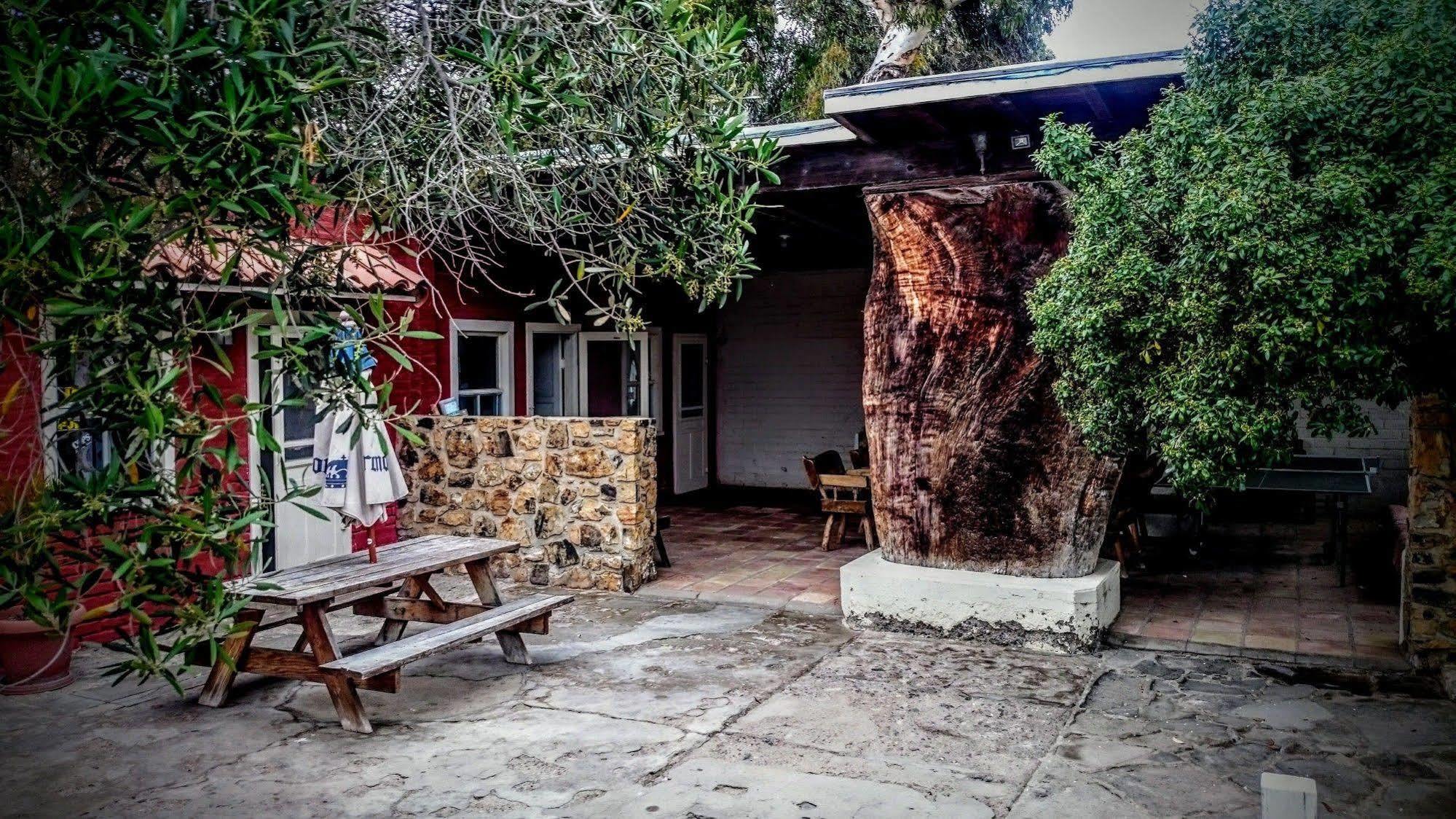 Old Mill Hotel San Quintin Экстерьер фото
