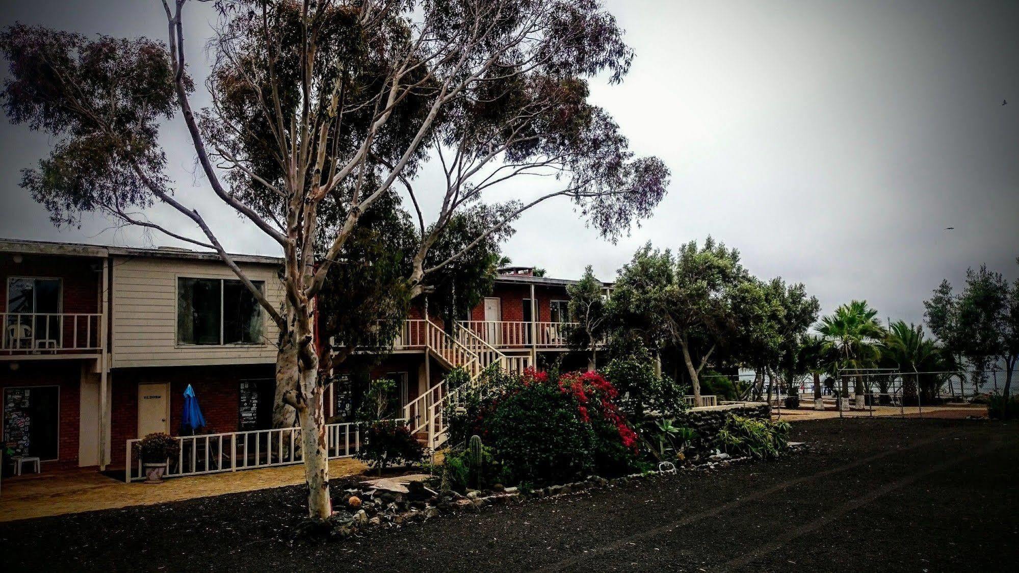 Old Mill Hotel San Quintin Экстерьер фото