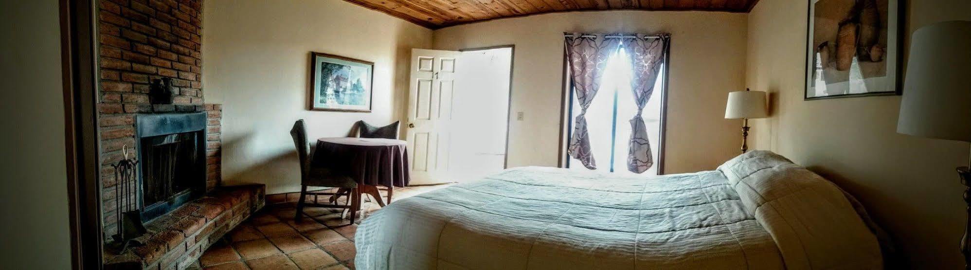 Old Mill Hotel San Quintin Экстерьер фото